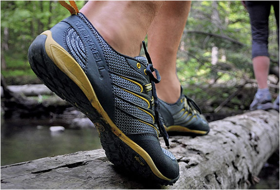 img_merrell_barefoot_trail_running_shoes